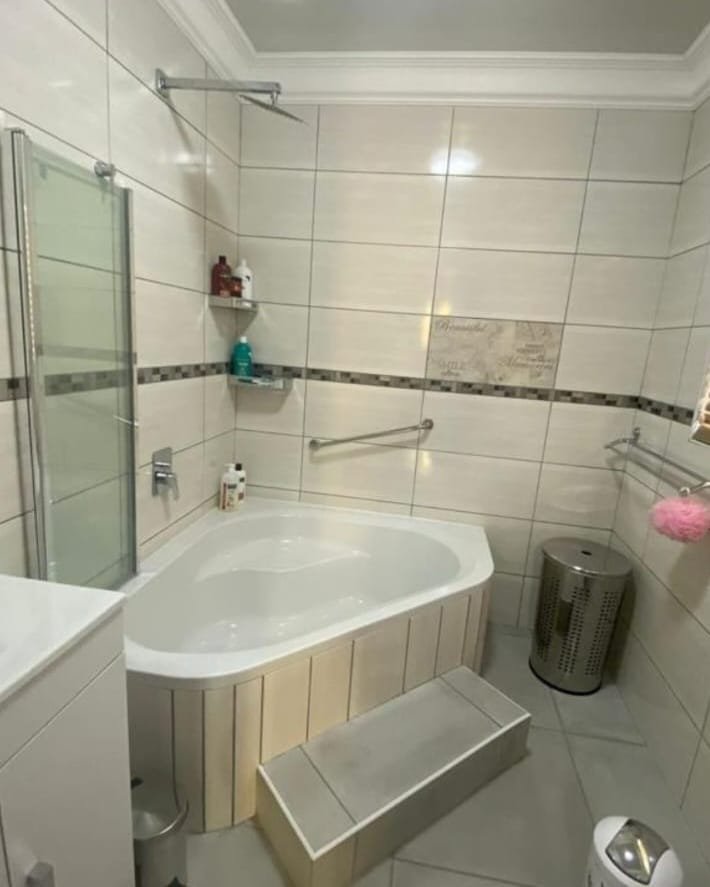 3 Bedroom Property for Sale in Northview Northern Cape